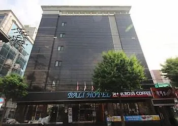 Bali Tourist Hotel Сеул
