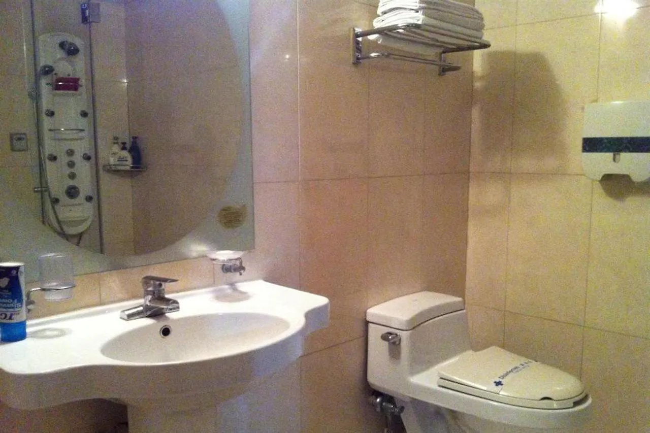 Bali Tourist Hotel Seoul 2*,